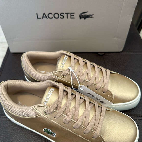 Lacoste Straightset Sneakers for girls in gold and offwhite - Picture 3 of 10